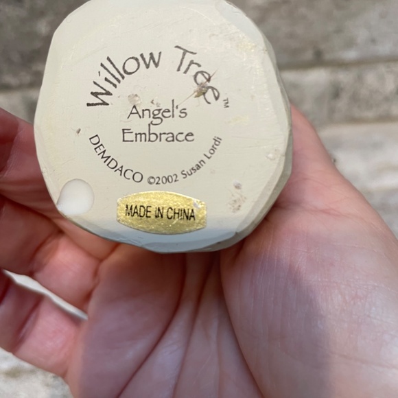 ❤️ DEMDACO WILLOW TREE ANGELS EMBRACE HOLD CLOSE THAT WHICH WE HOLD DEAR… - Picture 6 of 6
